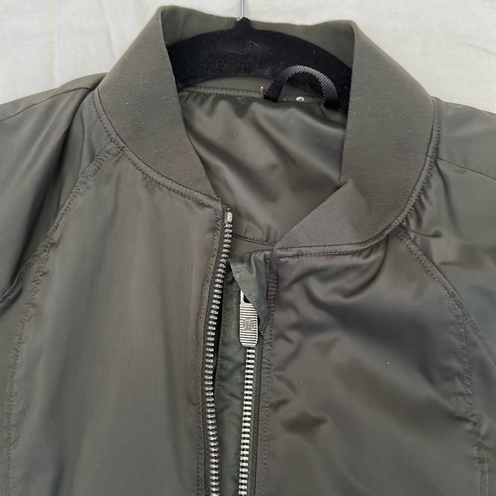 Lululemon Ruched Green Jacket 4 - Picture 2 of 5